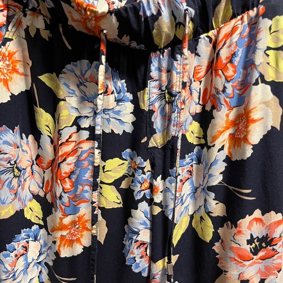 Pants floral print elastic waist w/ tie, side pockets and small cuff at hem - Picture 5 of 8